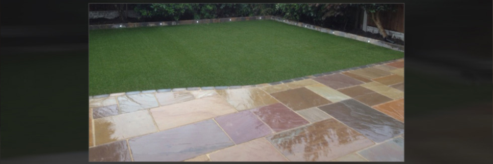 barlow-landscaping-liverpool-paving-slider-image-paved-patio-area-garden